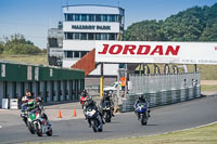 enduro-digital-images;event-digital-images;eventdigitalimages;mallory-park;mallory-park-photographs;mallory-park-trackday;mallory-park-trackday-photographs;no-limits-trackdays;peter-wileman-photography;racing-digital-images;trackday-digital-images;trackday-photos